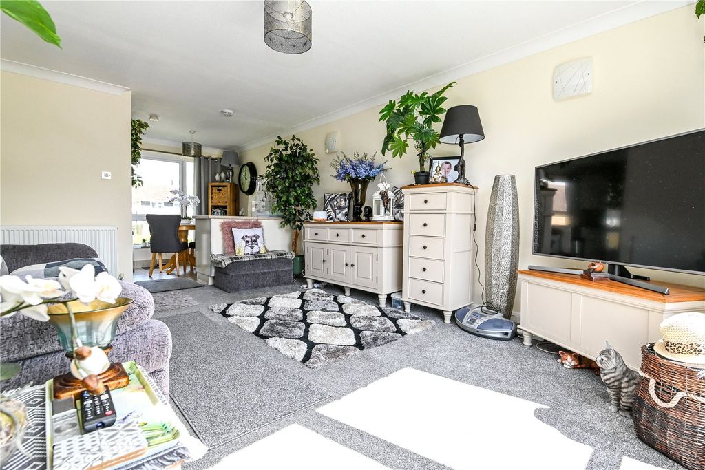 Property photo 3 of 15 Picture No. 04
