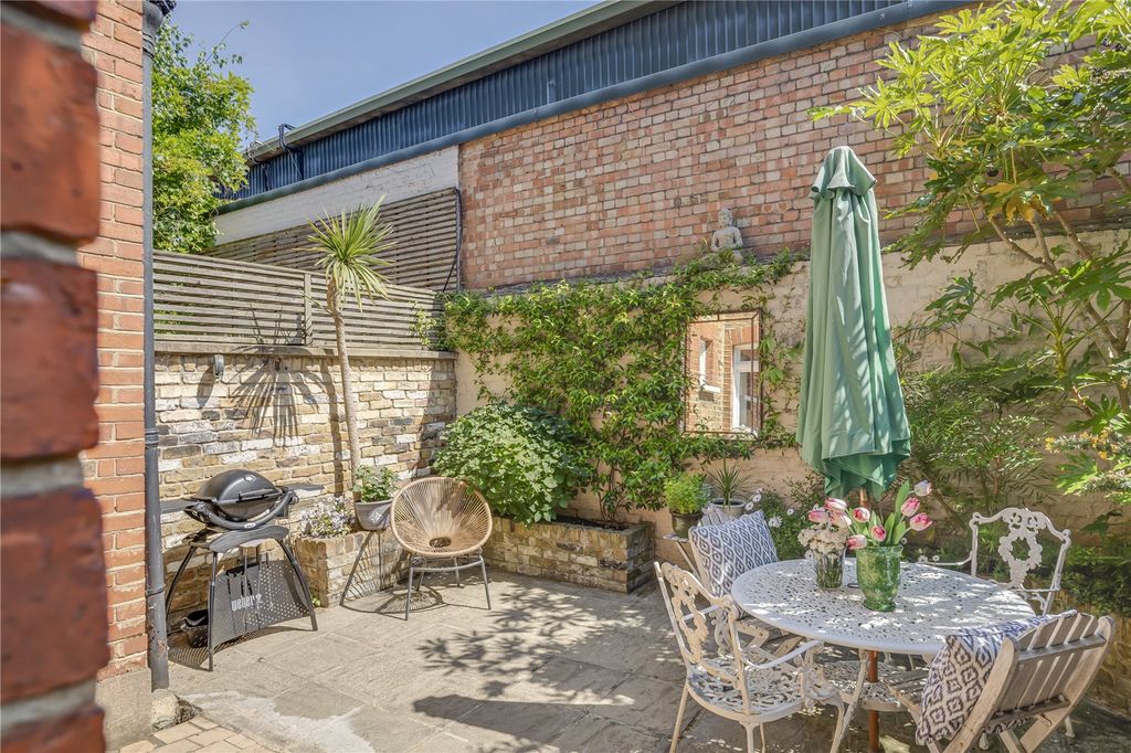 Property photo 3 of 18 Picture No. 18