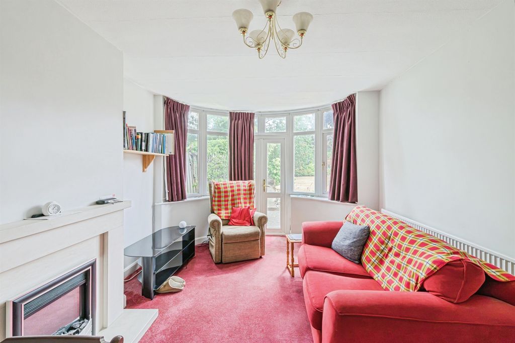Property photo 2 of 18