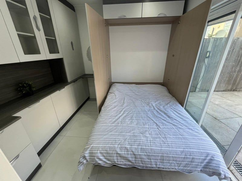 Property photo 3 of 14 Studio 0- £900 Available 11/08/2025