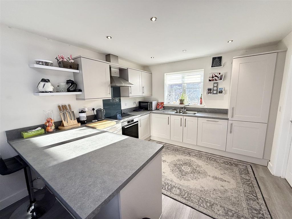 Property photo 3 of 22 Img_2324.Jpg