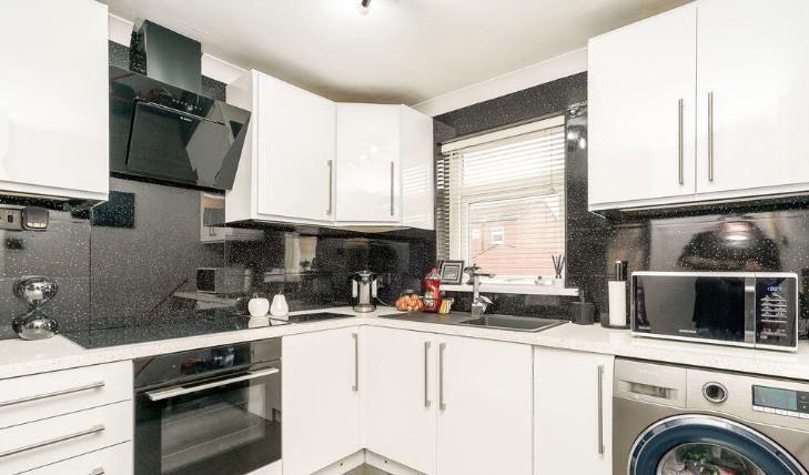 Property photo 2 of 14 Kitchen Diner