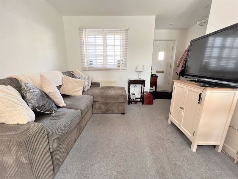 Property photo 3 of 7 Photo 3