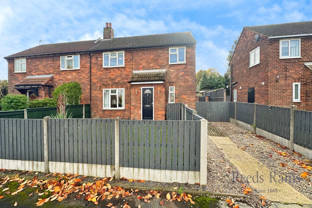 Property photo 1 of 12 Picture No. 19