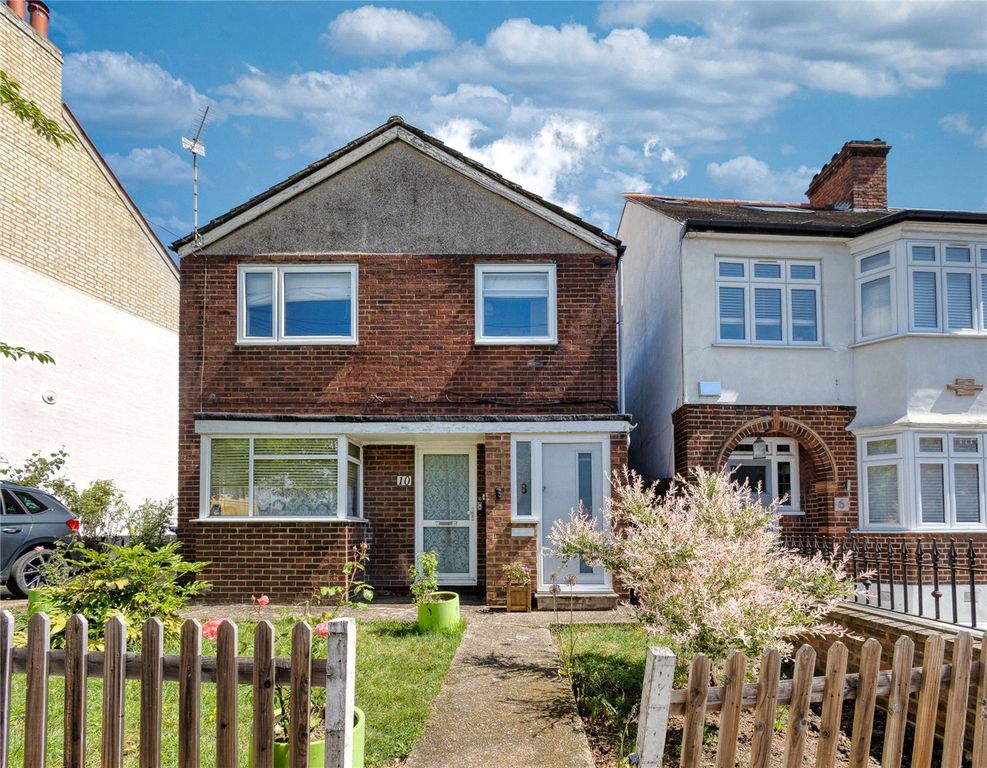 Property photo 1 of 12 External