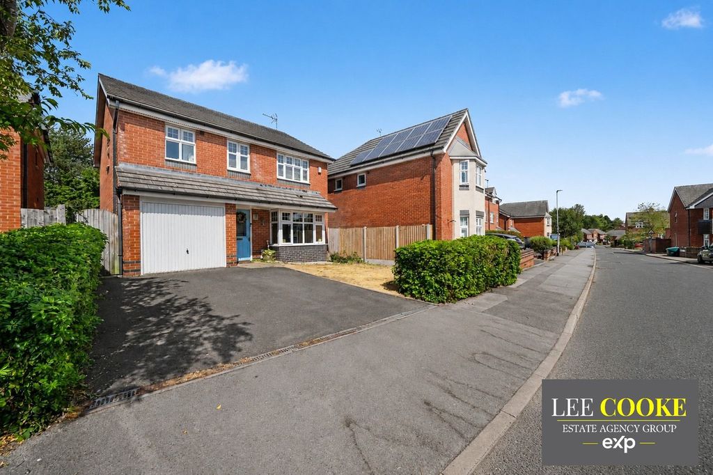Property photo 1 of 34