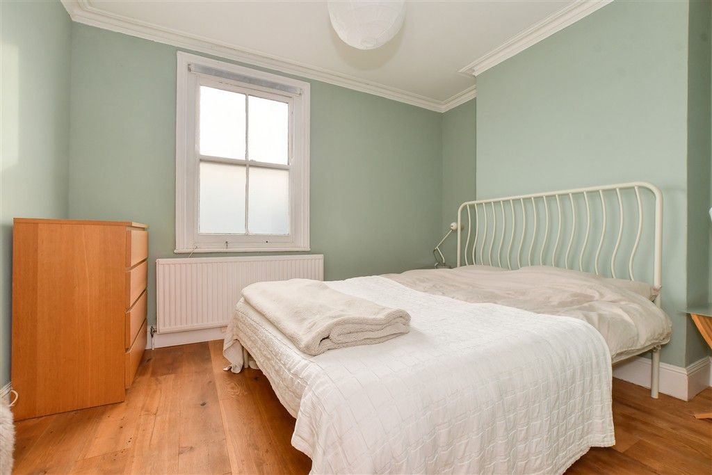 Property photo 3 of 11 Bedroom 1