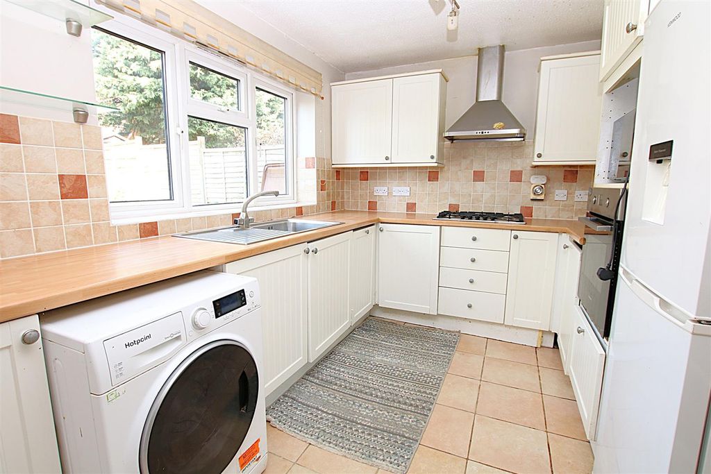 Property photo 2 of 12 Img_9786.Jpg