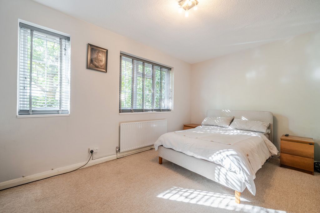 Property photo 2 of 15 1-6Abe7B01791F4-1...