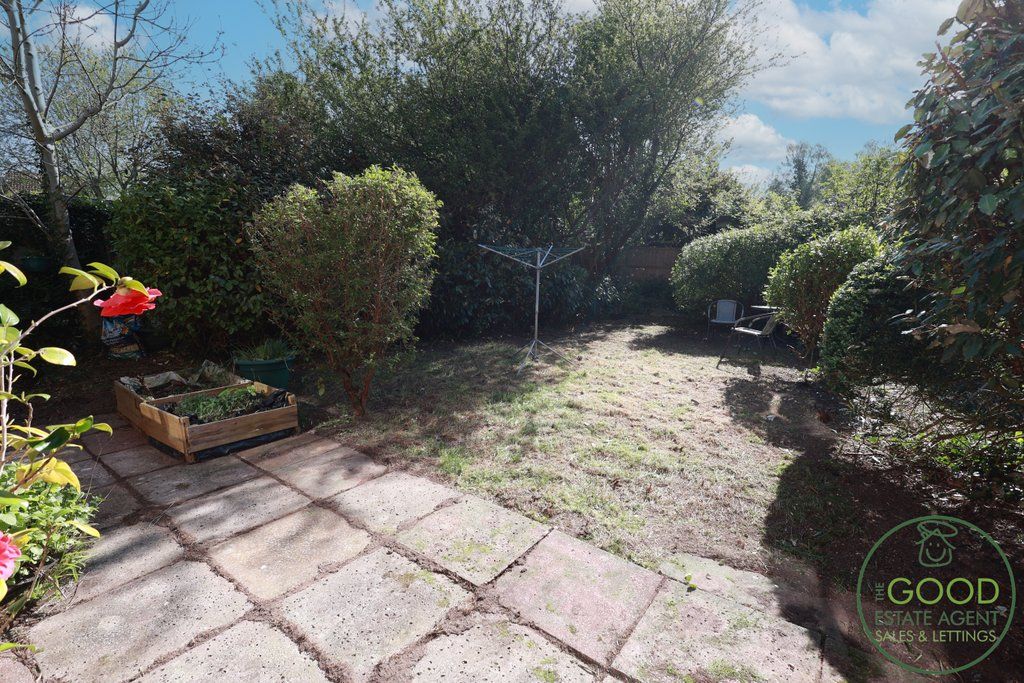 Property photo 2 of 12