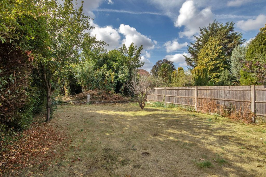 Property photo 3 of 19