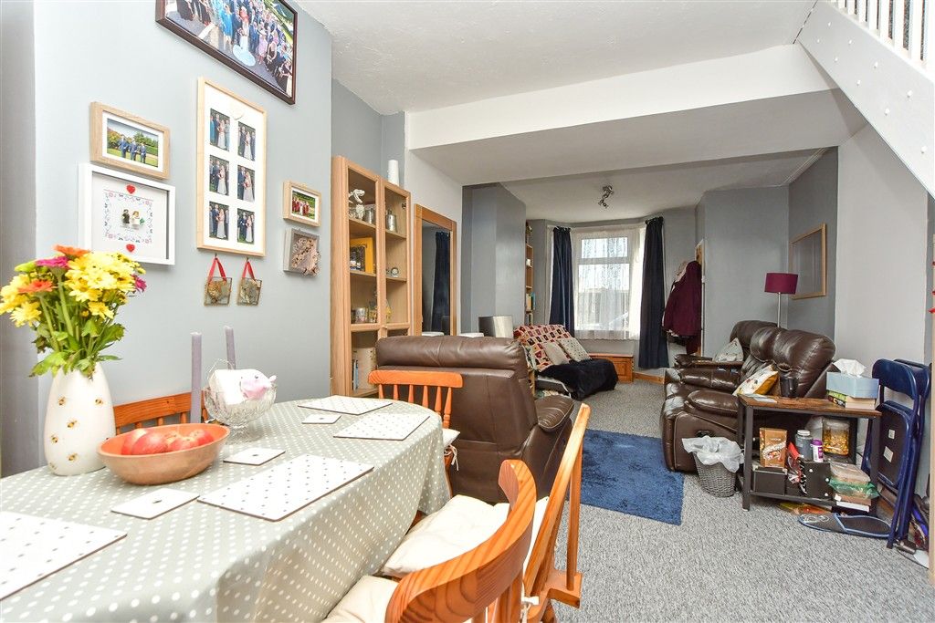 Property photo 2 of 11 Lounge/Diner