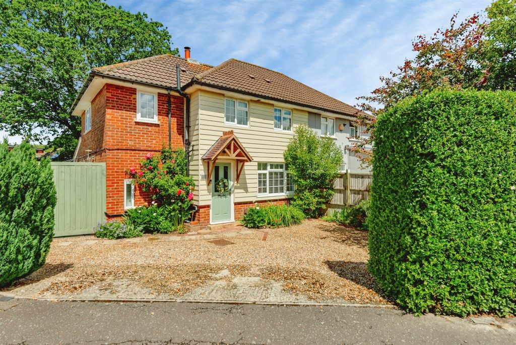 Property photo 1 of 17