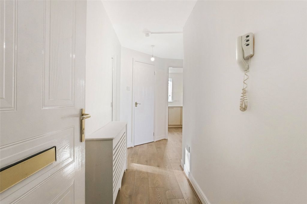 Property photo 2 of 15 Picture No. 02