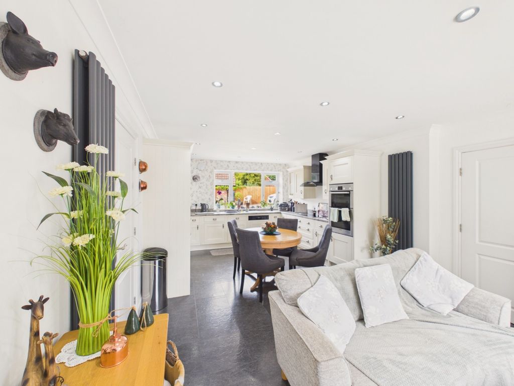 Property photo 3 of 22 5276144