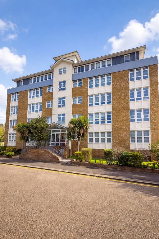 Property photo 1 of 10 5215A0c0-28Ea-4E57-817E-16449c849578