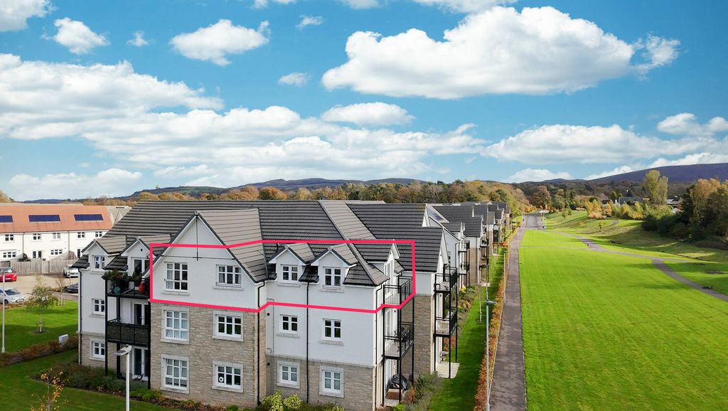 Property photo 1 of 15 Primary Property Image