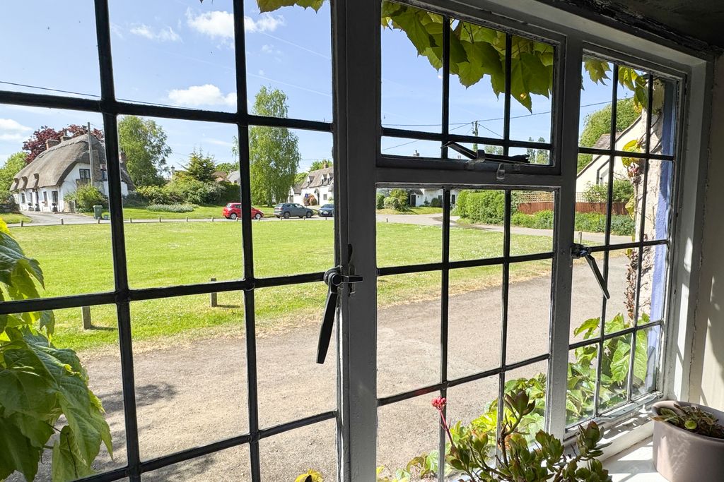 Property photo 2 of 25 5