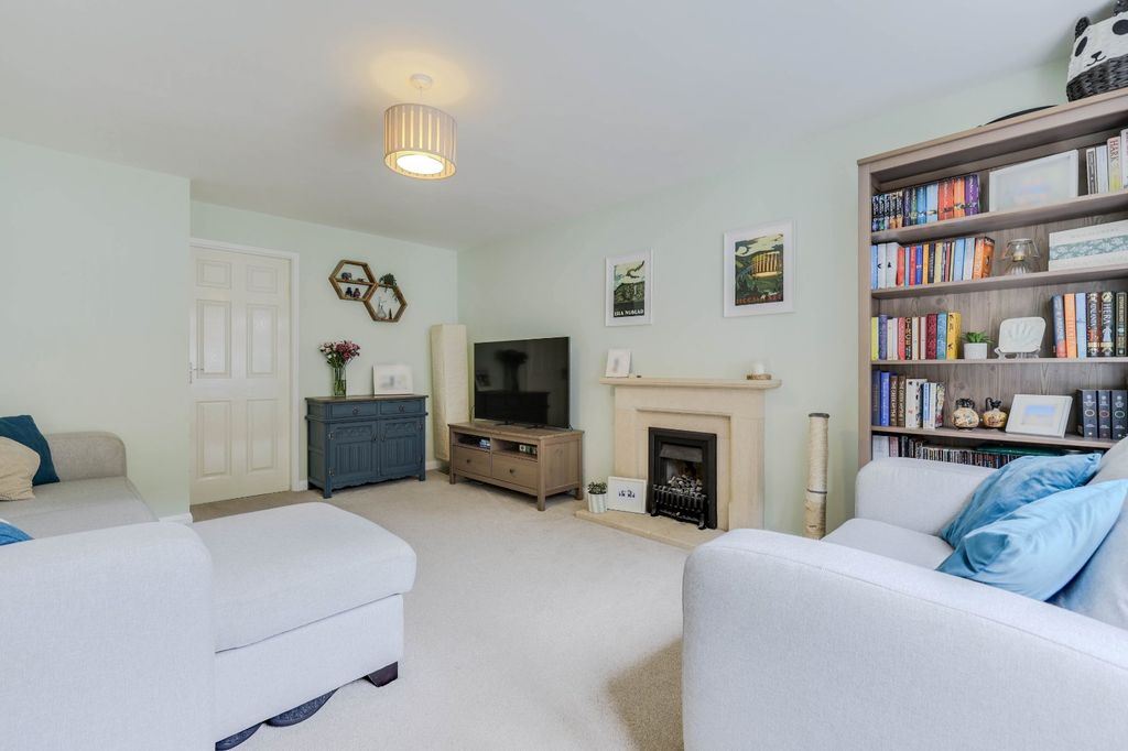 Property photo 2 of 19 Picture No. 05