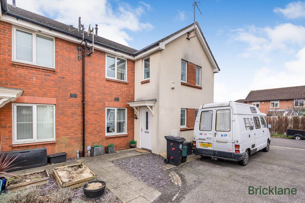 Property photo 1 of 11