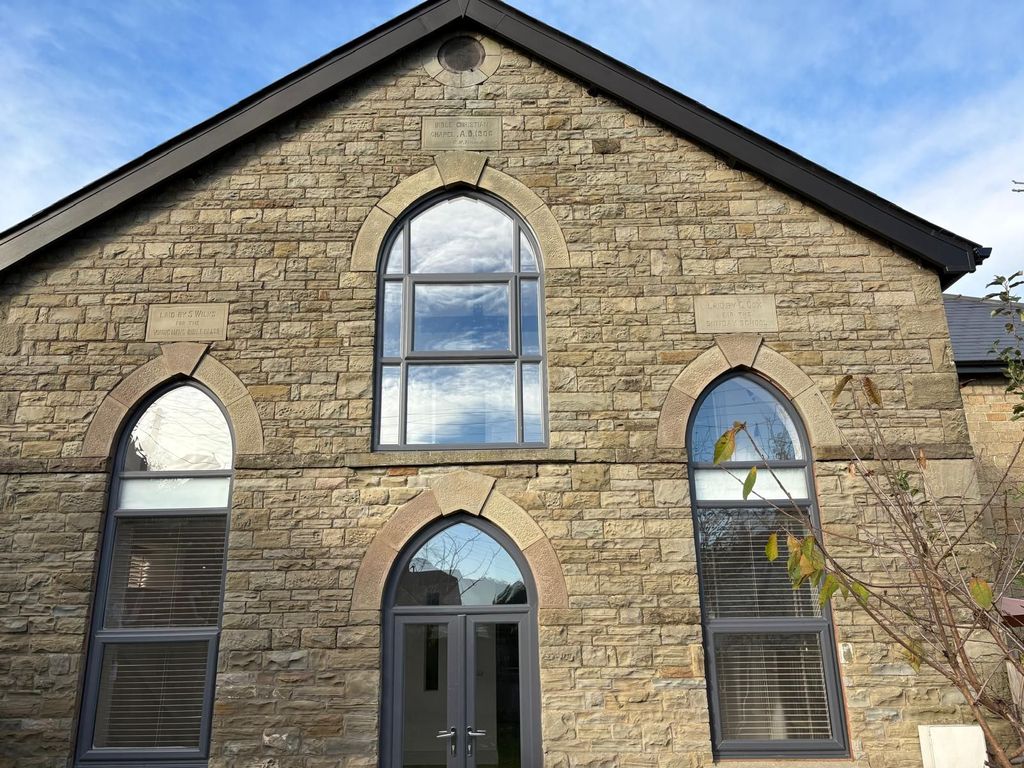 Property photo 3 of 53