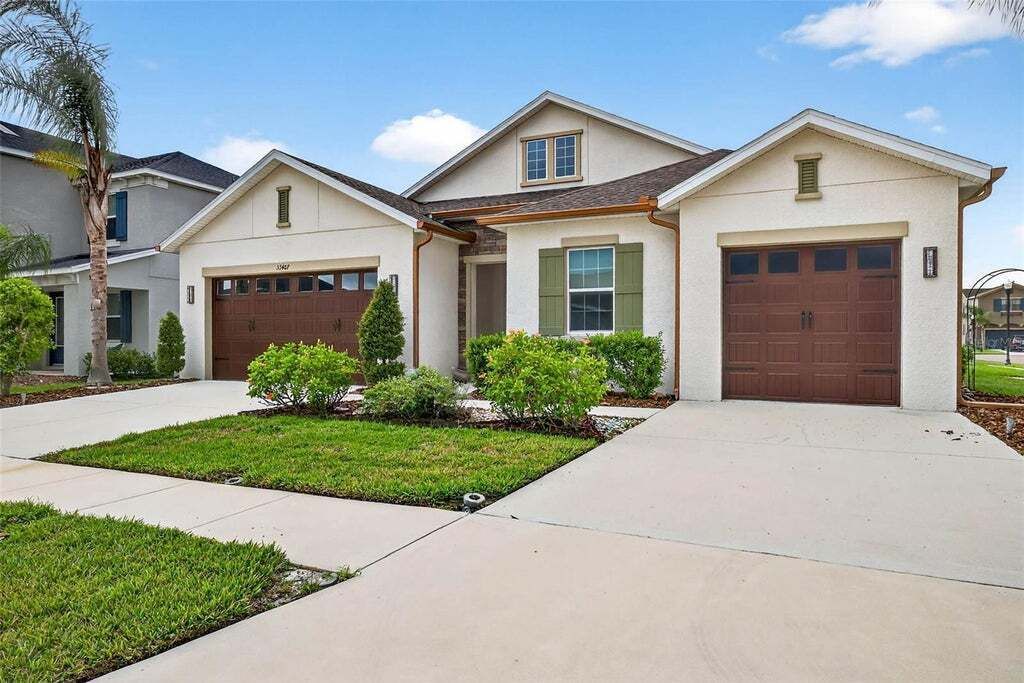 Property photo 1 of 20