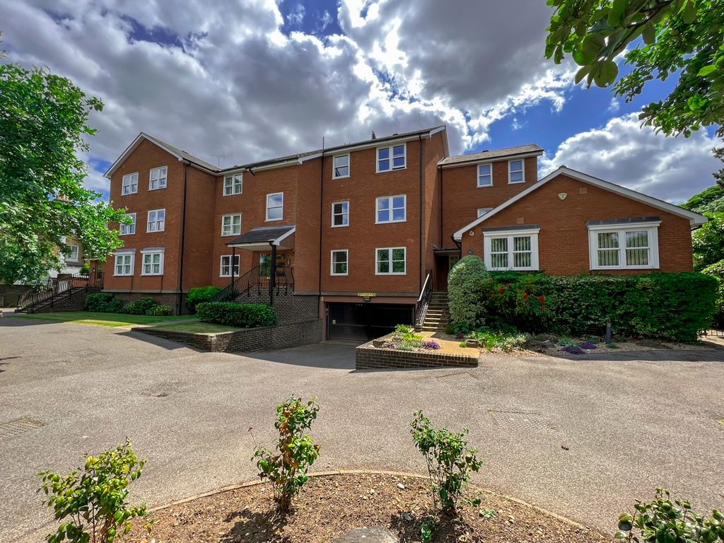 Property photo 1 of 45