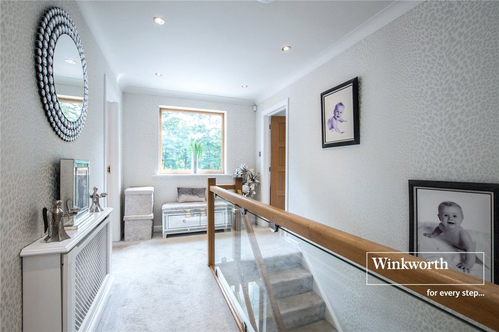 Additional image 10 of 3 bed detached house for saleGolf Links Road, Ferndown, Dorset BH22