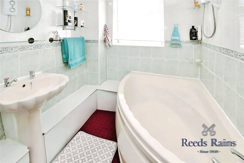 Property photo 2 of 12 Picture No. 01