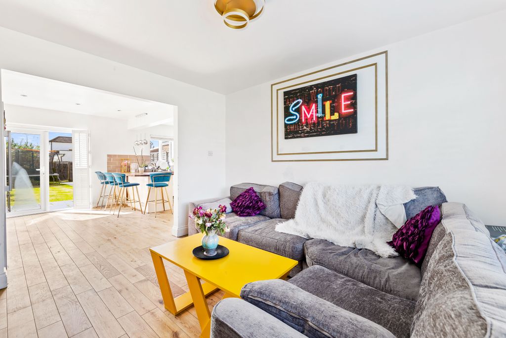 Property photo 3 of 14 Images1-7.Jpg