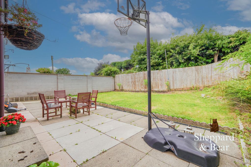 Property photo 3 of 32 Rear Garden