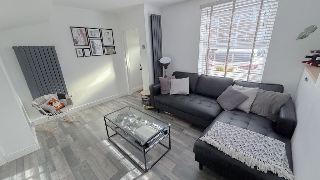 Property photo 2 of 28 Not Specified