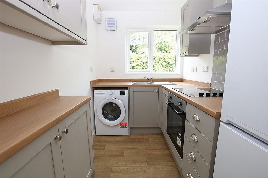 Property photo 2 of 6 Img_0330.Jpg