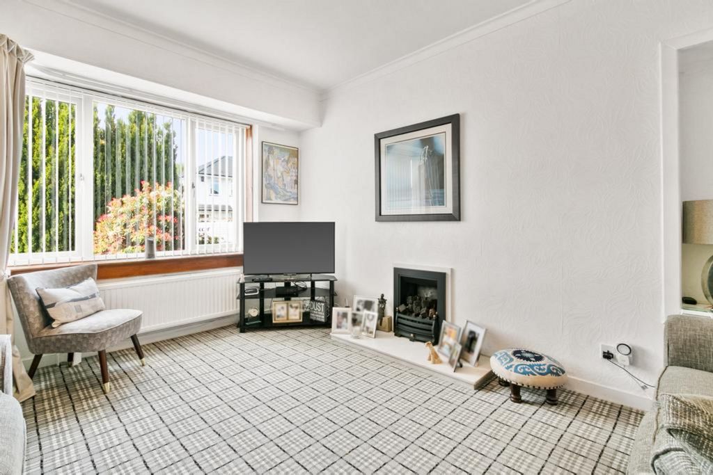 Property photo 3 of 35