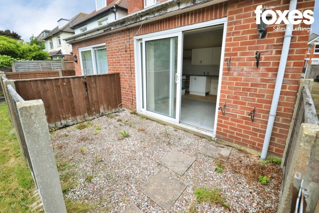 Property photo 2 of 7 4840661