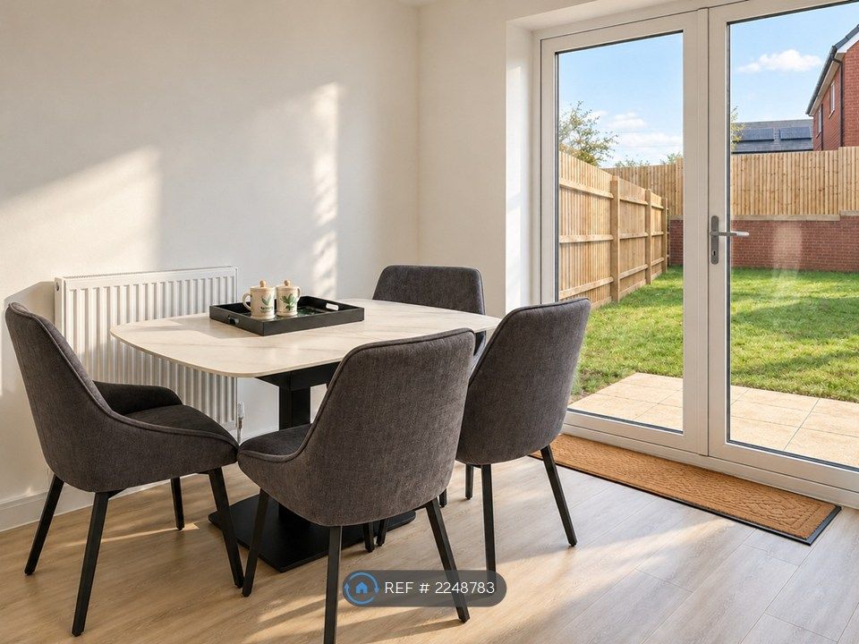 Property photo 1 of 11 Dining Area And Garden Access