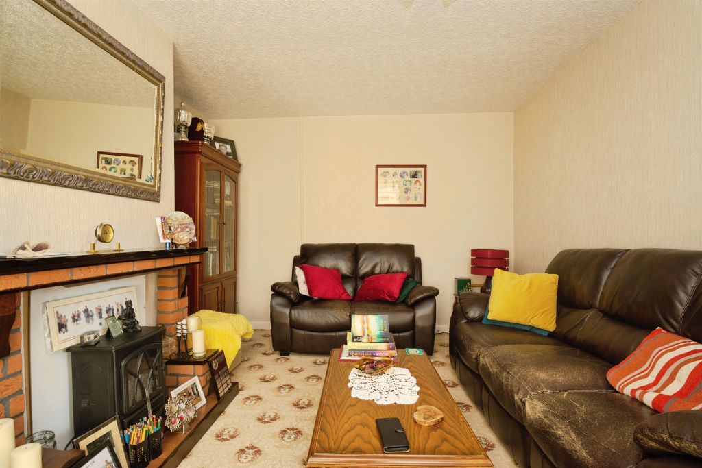Property photo 3 of 20