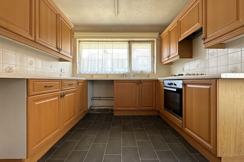 Property photo 2 of 16 Photo 7