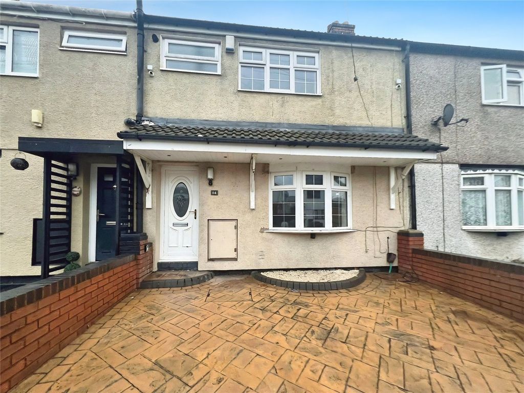 Property photo 2 of 9 Front