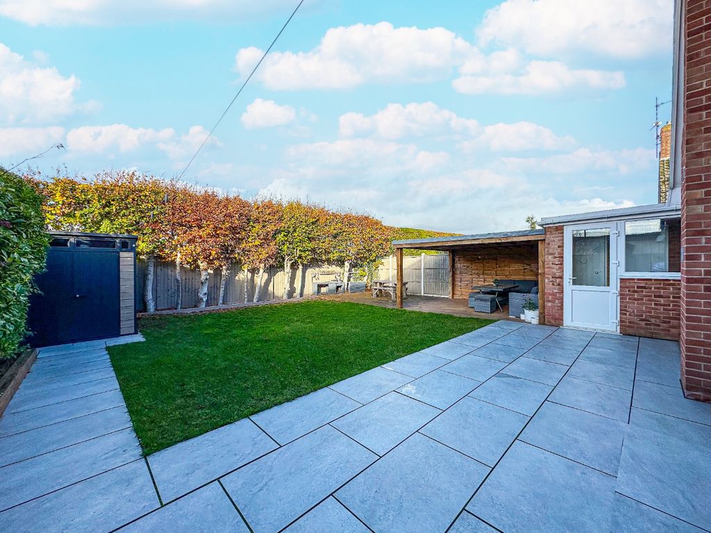 Property photo 2 of 27 4669986