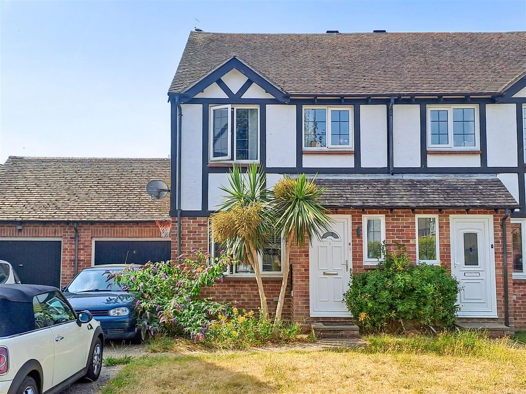 Property photo 1 of 1 Front Elevation