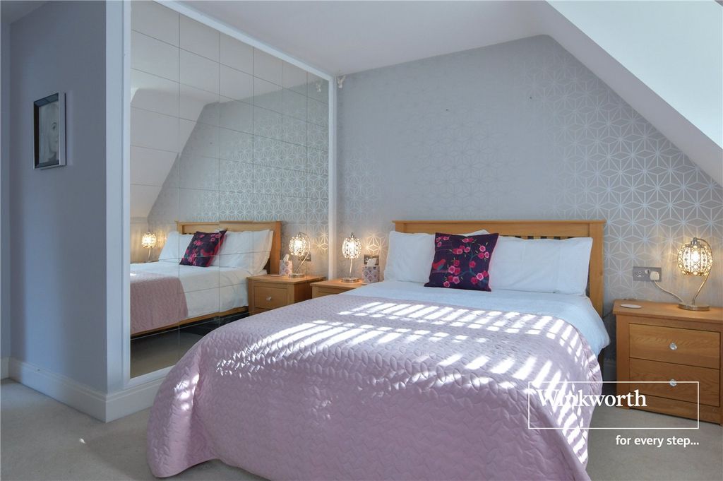 Additional image 18 of 4 bed detached house for saleWimborne Road East, Ferndown, Dorset BH22