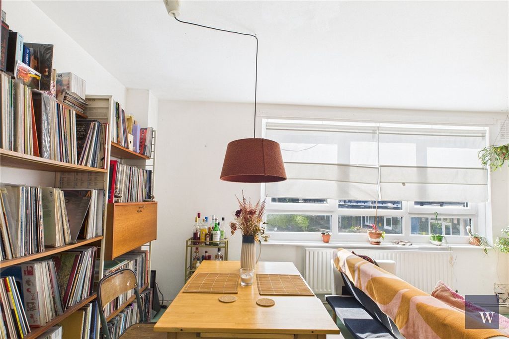 Property photo 2 of 12 Picture No. 03