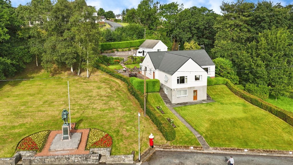Property photo 1 of 29