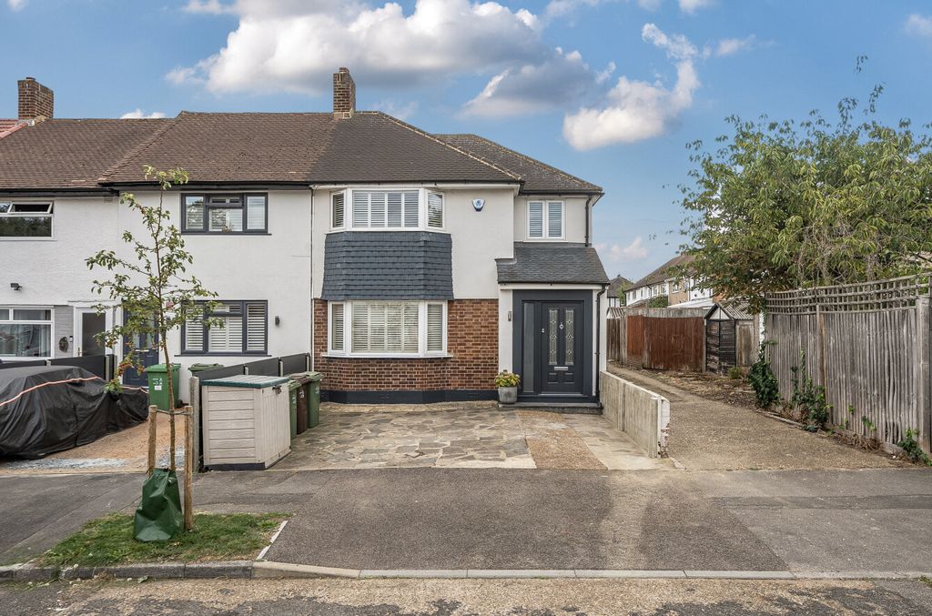 Property photo 1 of 25 1342802-4-68A73F1097E05