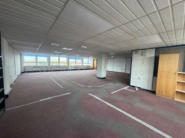 Property photo 2 of 4 4146971