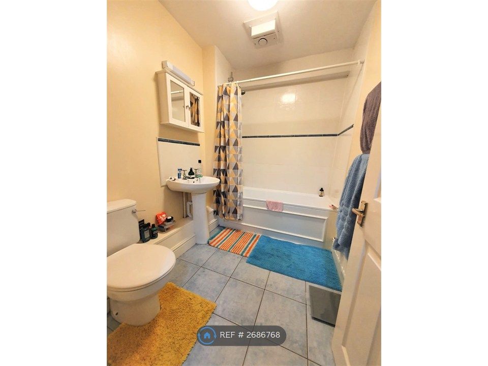 Property photo 3 of 5