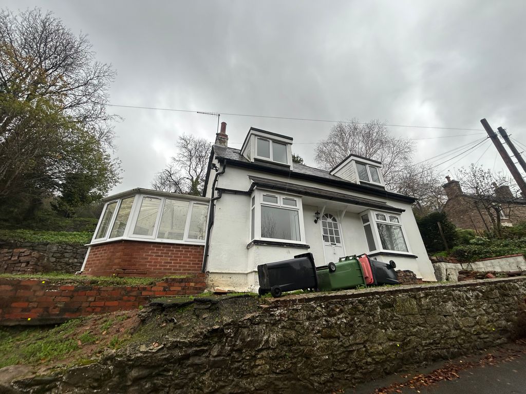 Property photo 1 of 13 Image