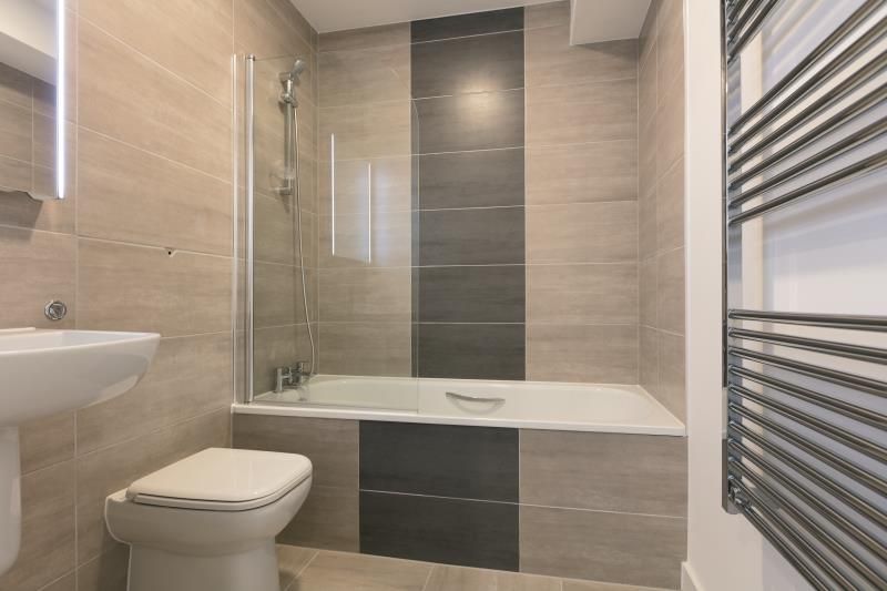 Property photo 3 of 7 Baryta Internal 6_Med