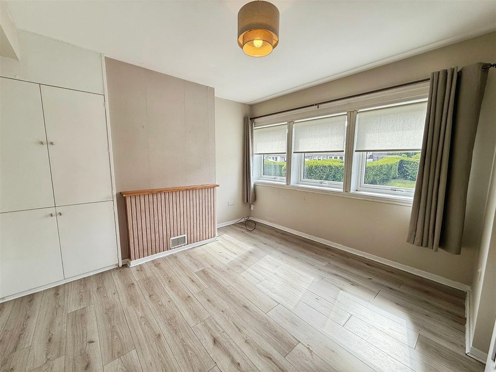 Property photo 3 of 8 3.Jpg